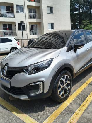 RENAULT CAPTUR 1.6 16V SCE FLEX LIFE X-TRONIC RENAULT CAPTUR 1.6 16V SCE FLEX LIFE X-TRONIC